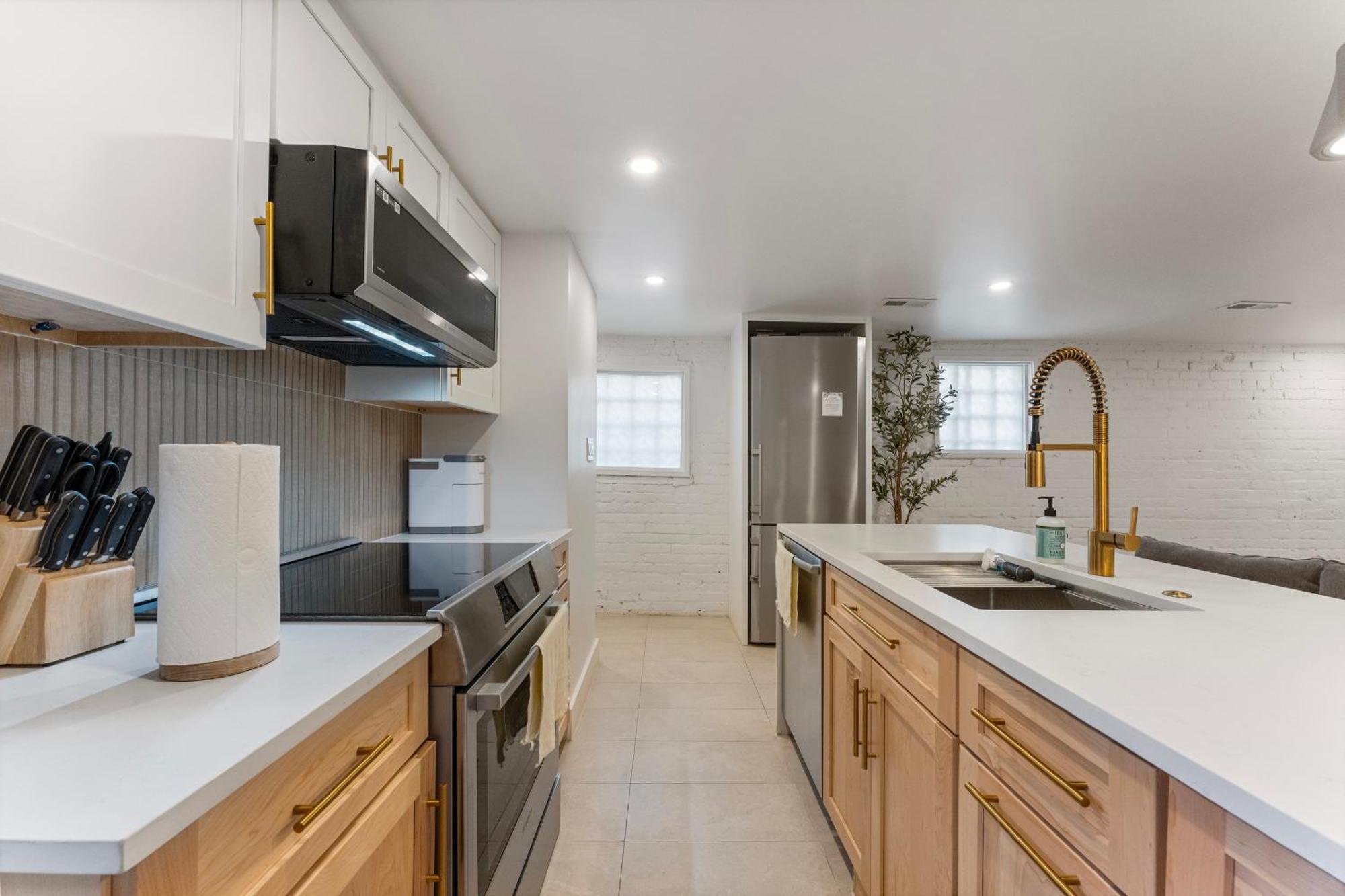 Luxury H St Private Washington