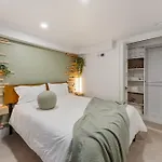 Luxury H St Private Apartment