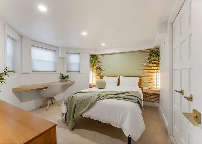 Luxury H St Private Apartment