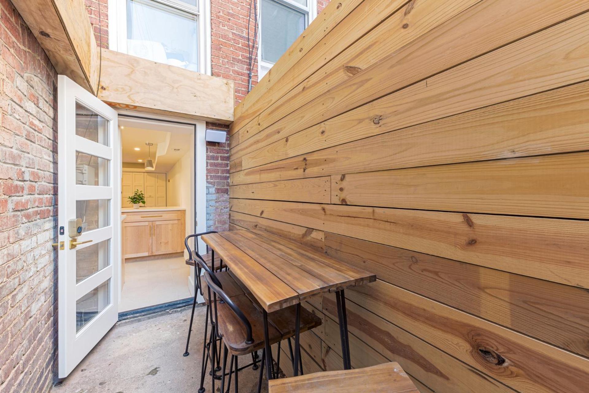 Luxury H St Private Apartment Washington