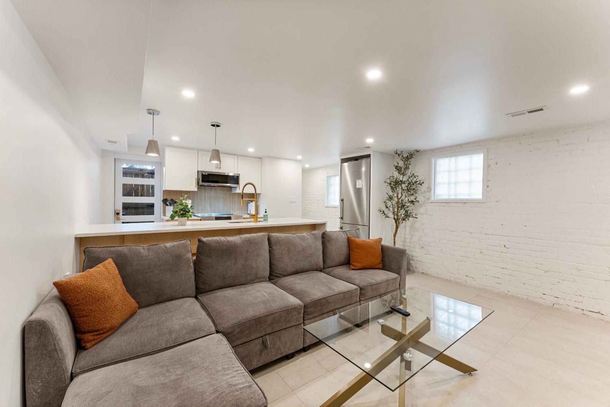 Luxury H St Private