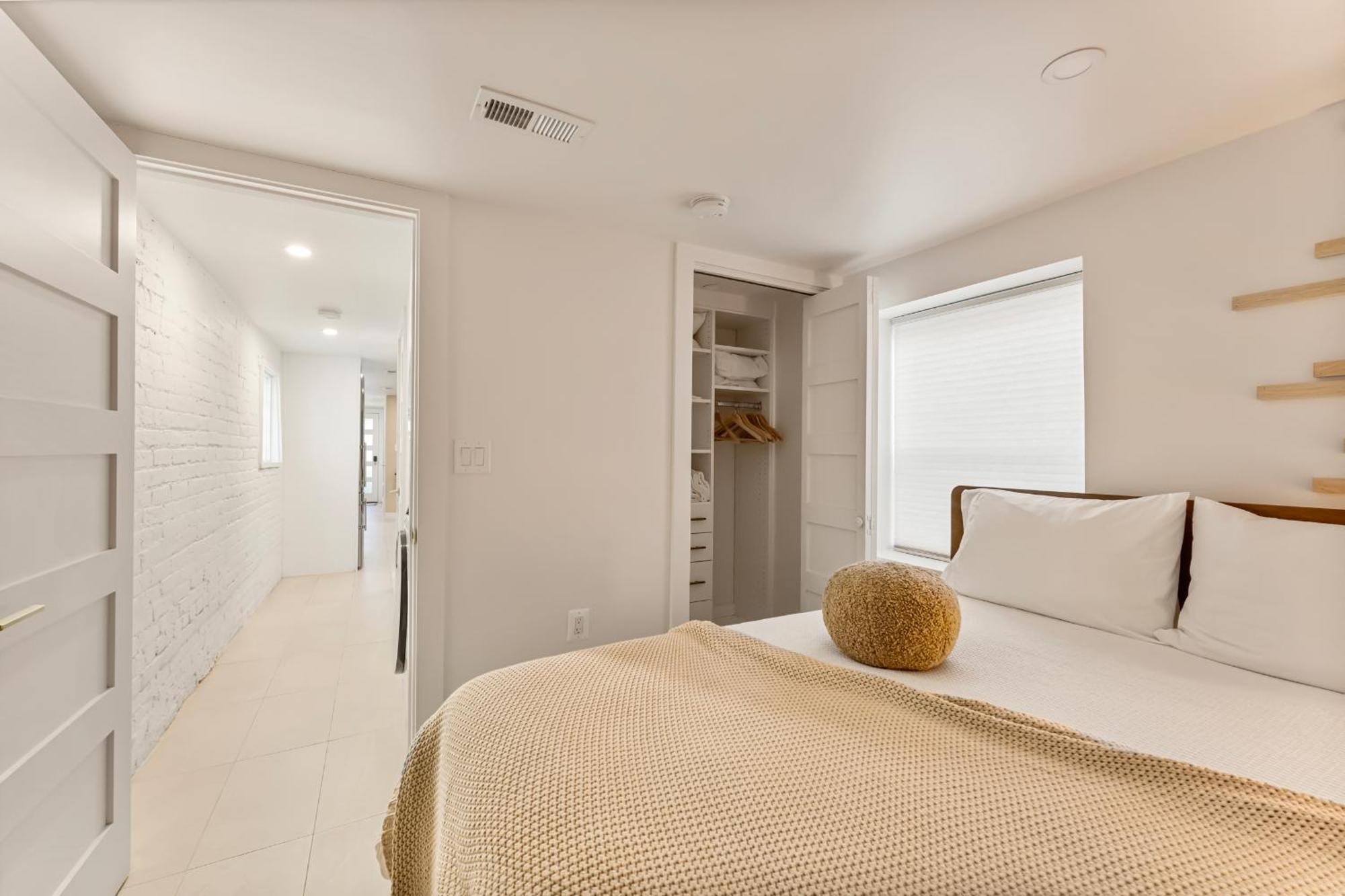 Luxury H St Private *